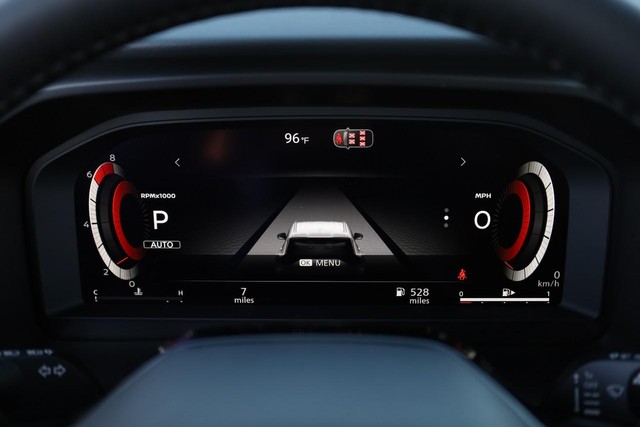 Nissan Rogue Vehicle Image 12