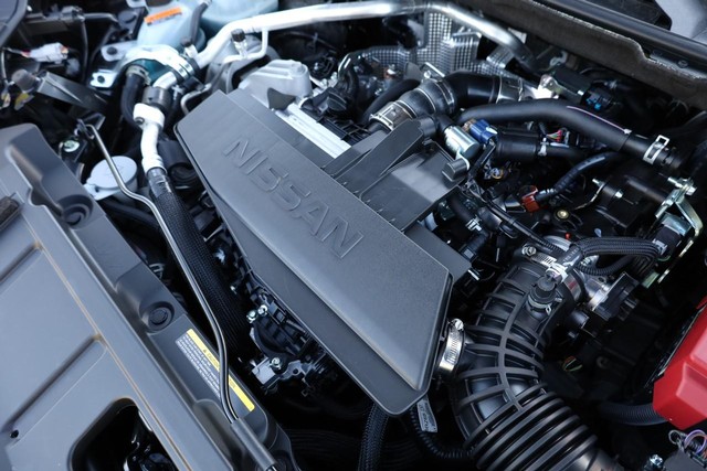 Nissan Rogue Vehicle Image 30