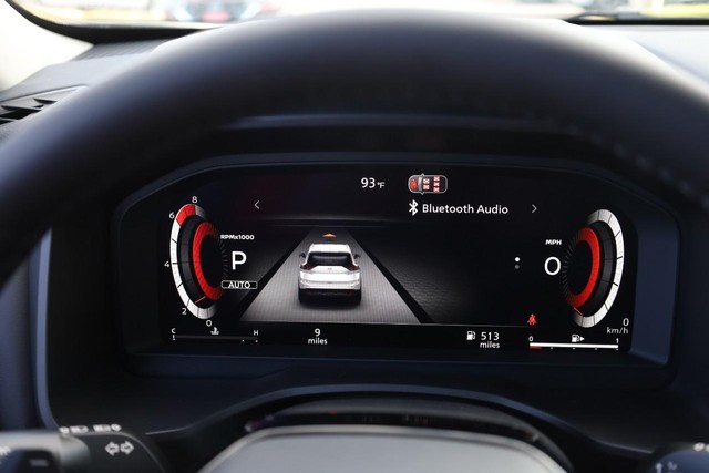 Nissan Rogue Vehicle Image 11