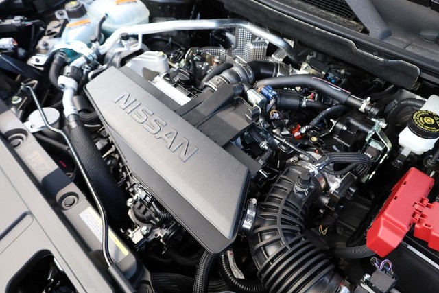 Nissan Rogue Vehicle Image 28