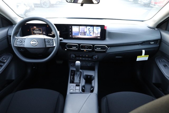 Nissan Sentra Vehicle Image 23