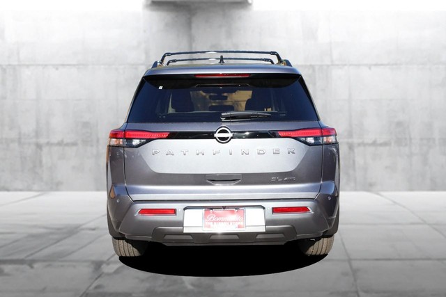 Nissan Pathfinder Vehicle Image 06