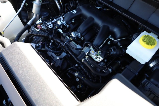 Nissan Pathfinder Vehicle Image 27