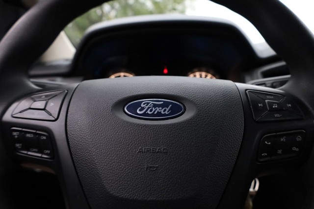 Ford Ranger Vehicle Full-screen Gallery Image 09