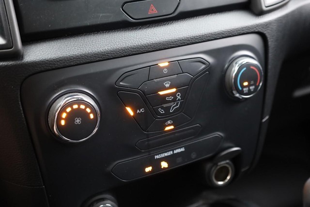 Ford Ranger Vehicle Full-screen Gallery Image 14