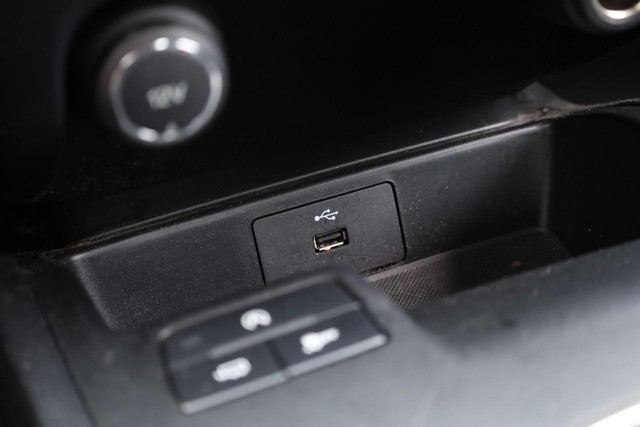 Ford Ranger Vehicle Full-screen Gallery Image 15