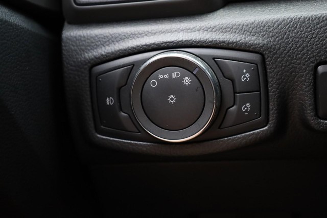 Ford Ranger Vehicle Full-screen Gallery Image 19