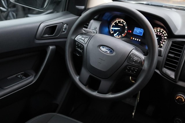 Ford Ranger Vehicle Full-screen Gallery Image 22