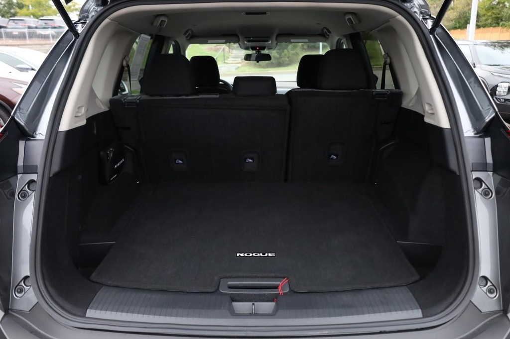 Nissan Rogue Vehicle Image 07