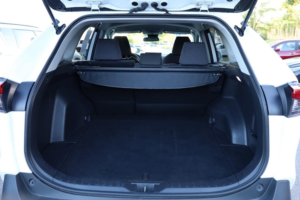 Toyota RAV4 Vehicle Image 07