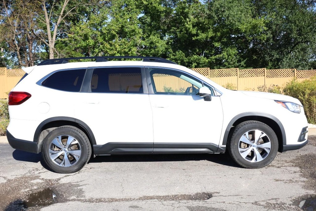 Subaru Ascent Vehicle Image 05