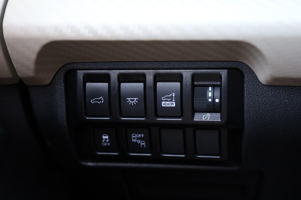 Subaru Ascent Vehicle Image 22