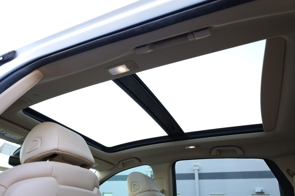 Acura RDX Vehicle Image 10