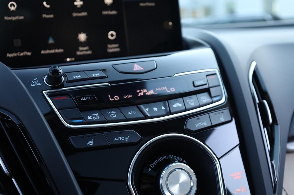 Acura RDX Vehicle Image 15