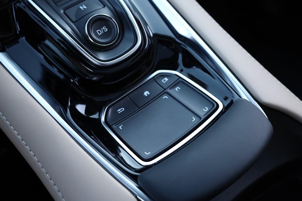 Acura RDX Vehicle Image 18