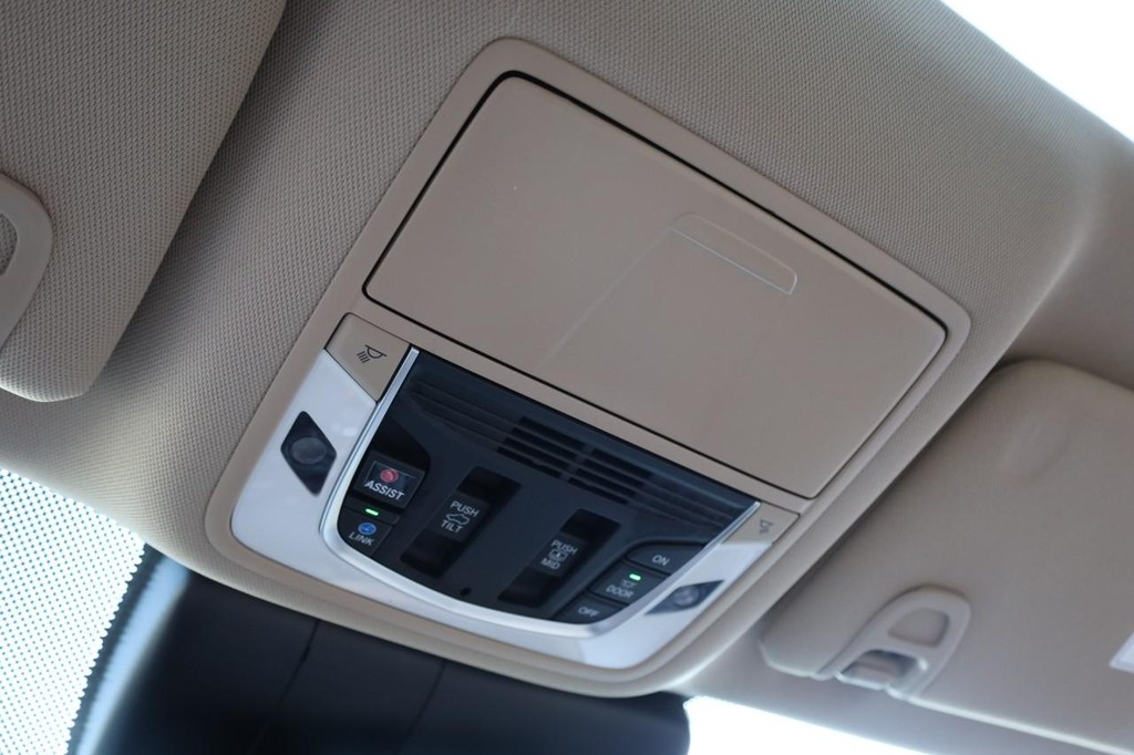 Acura RDX Vehicle Image 20