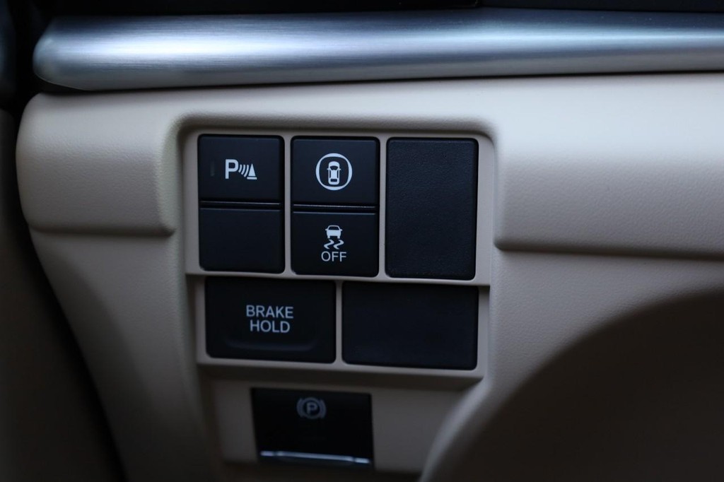 Acura RDX Vehicle Image 23