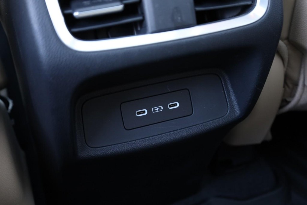 Acura RDX Vehicle Image 25