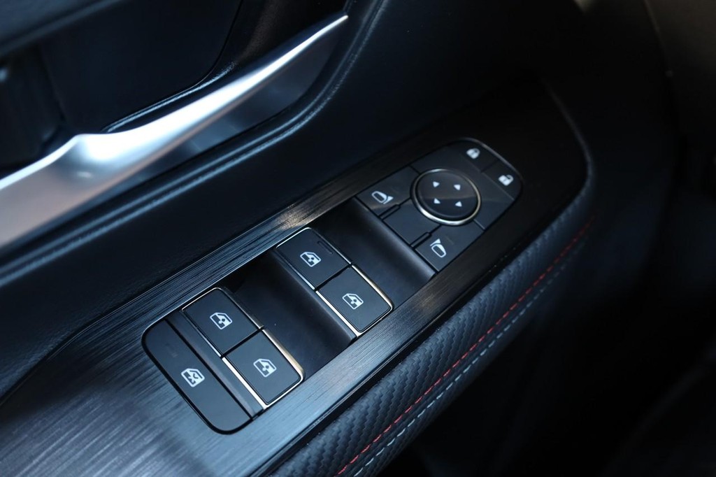 Nissan Kicks Vehicle Image 20