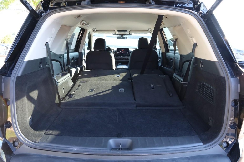 Nissan Pathfinder Vehicle Image 09