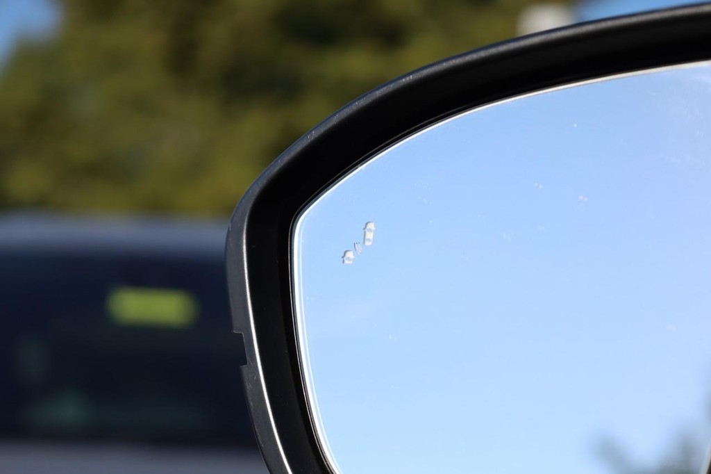 Nissan Pathfinder Vehicle Image 20
