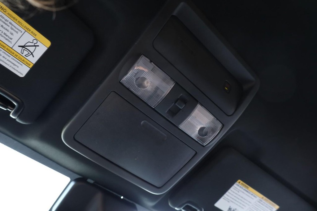 Nissan Frontier Vehicle Image 18