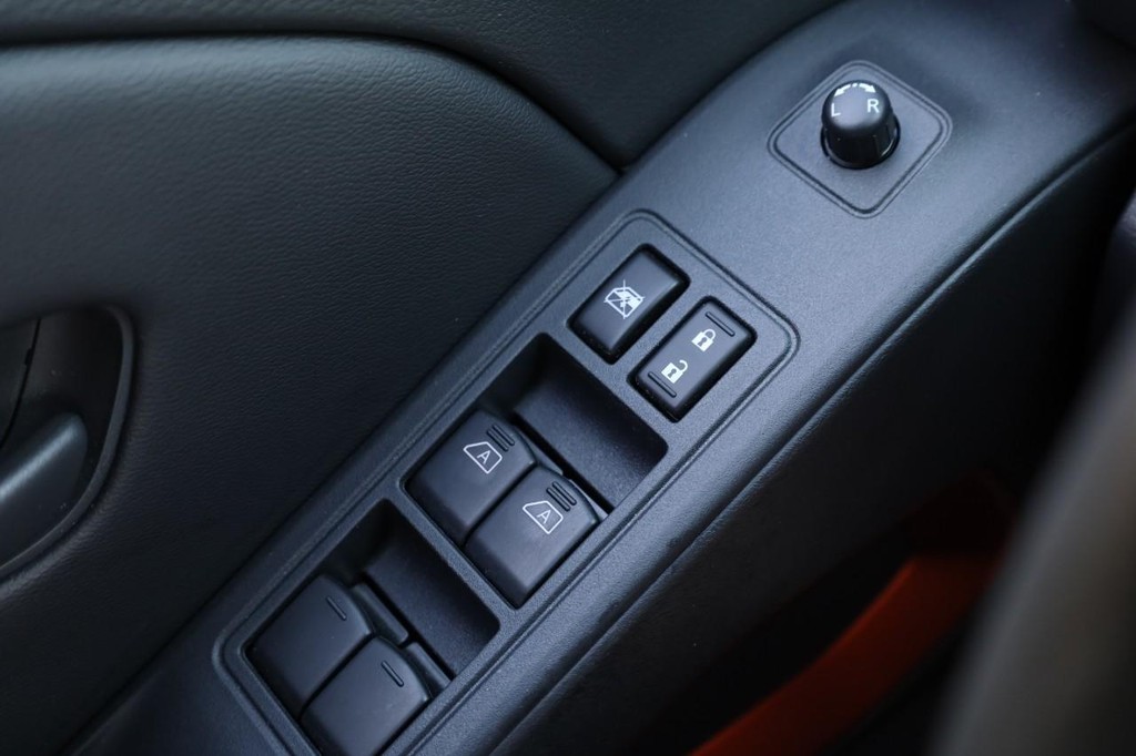 Nissan Frontier Vehicle Image 19