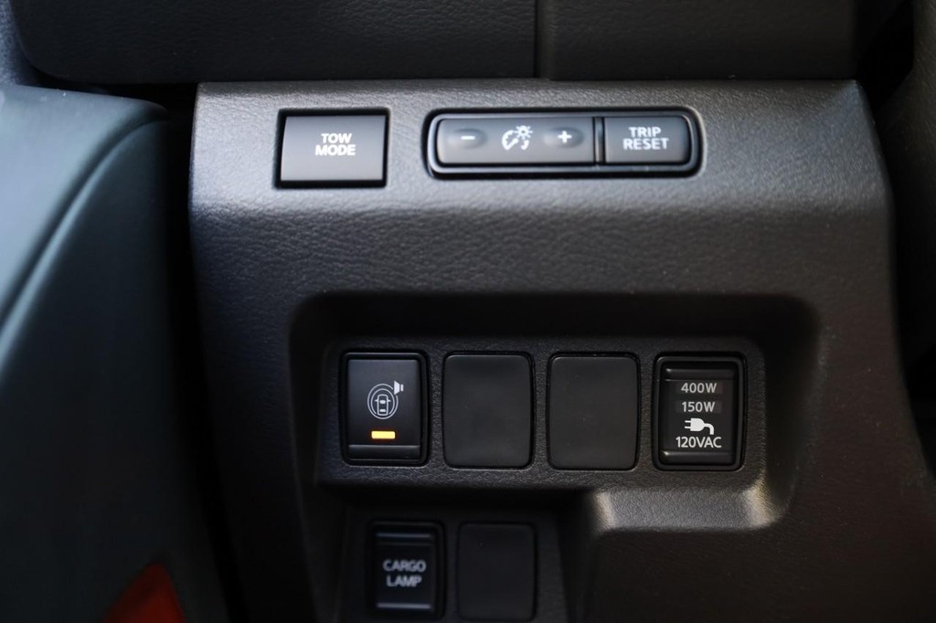 Nissan Frontier Vehicle Image 20