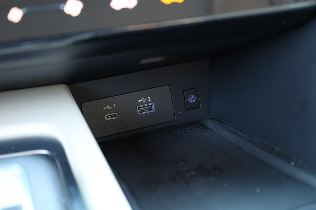 INFINITI QX60 Vehicle Image 19