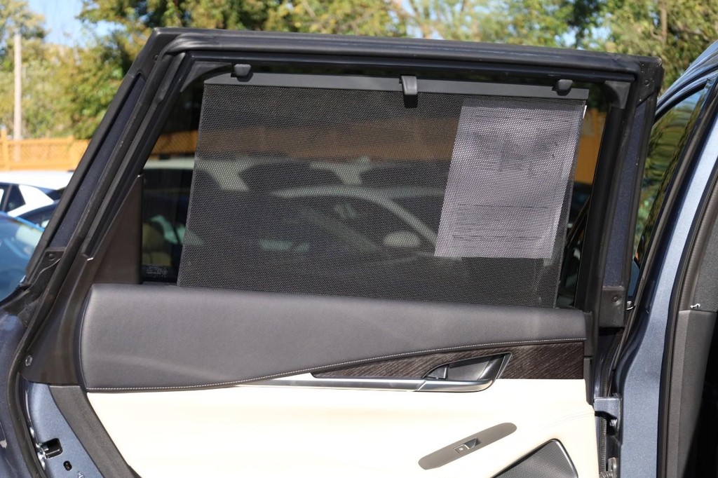 INFINITI QX60 Vehicle Image 26