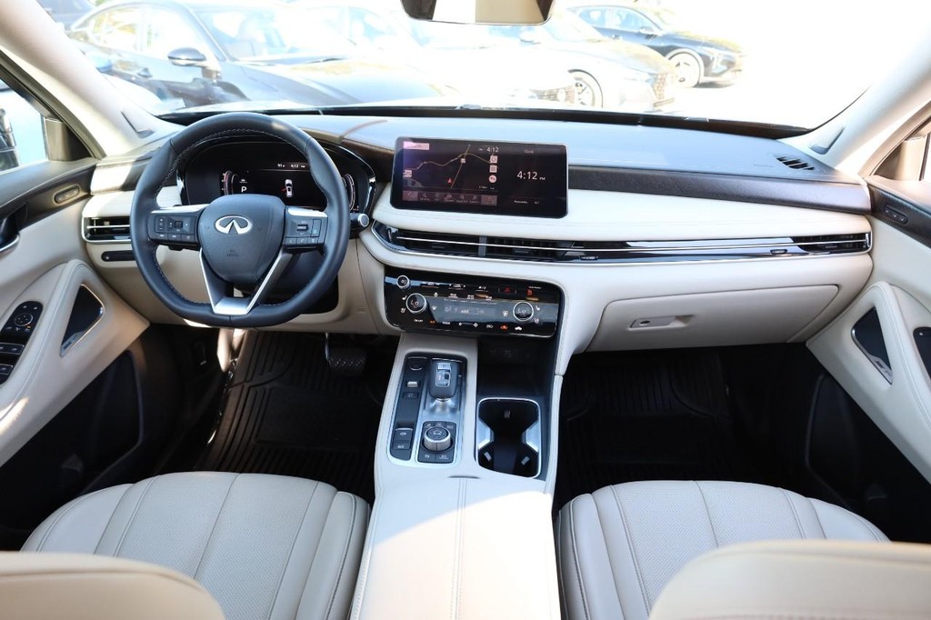INFINITI QX60 Vehicle Image 28