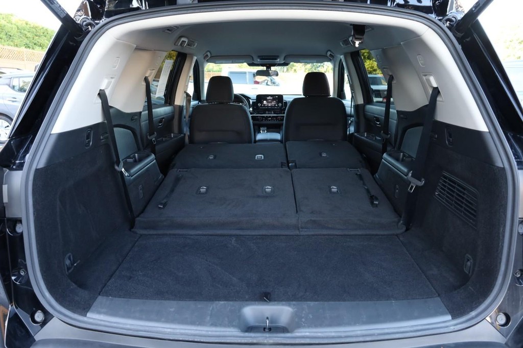 Nissan Pathfinder Vehicle Image 09