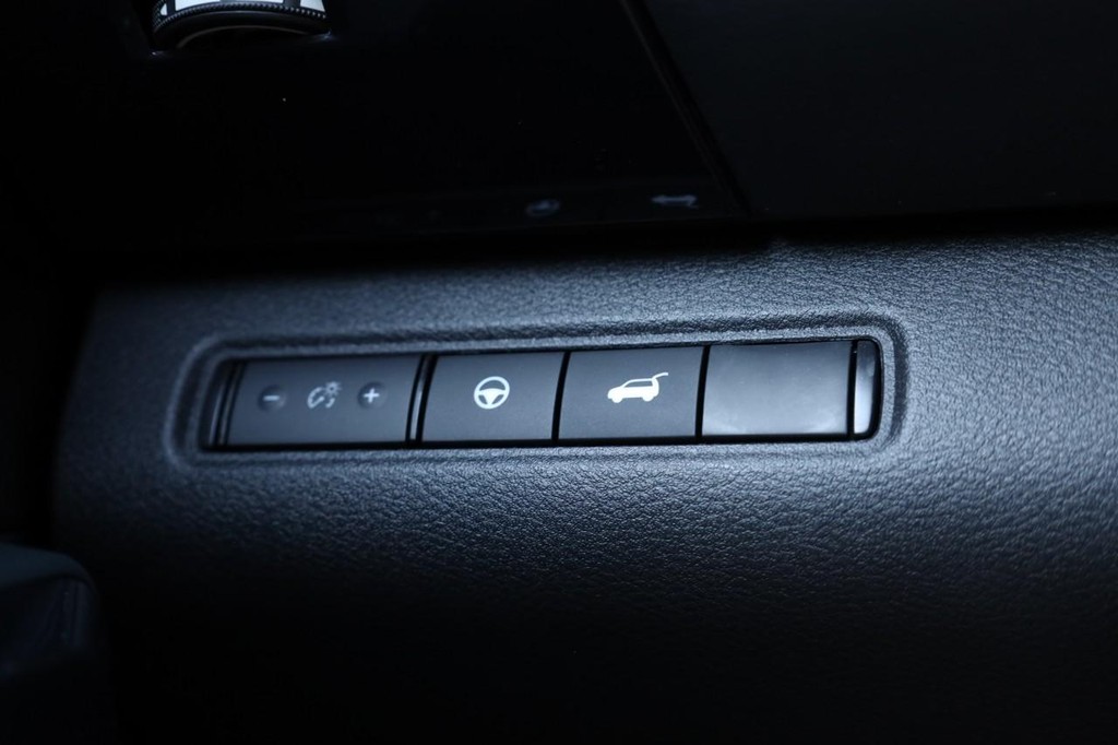 Nissan Pathfinder Vehicle Image 20