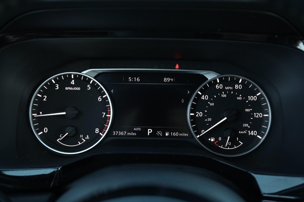 Nissan Pathfinder Vehicle Image 12