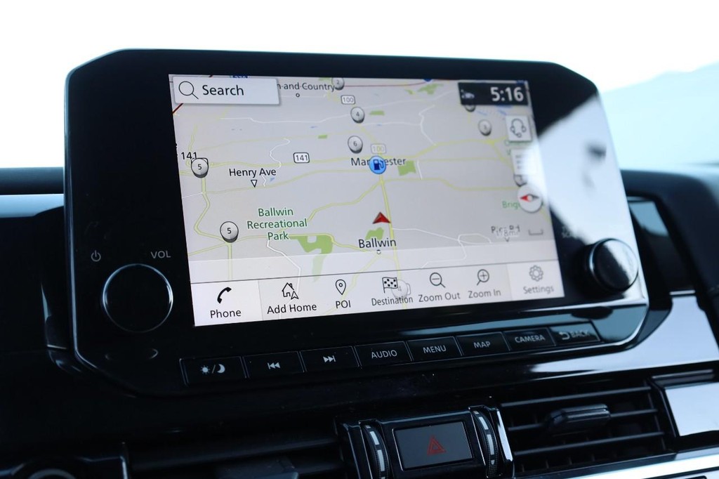 Nissan Pathfinder Vehicle Image 14