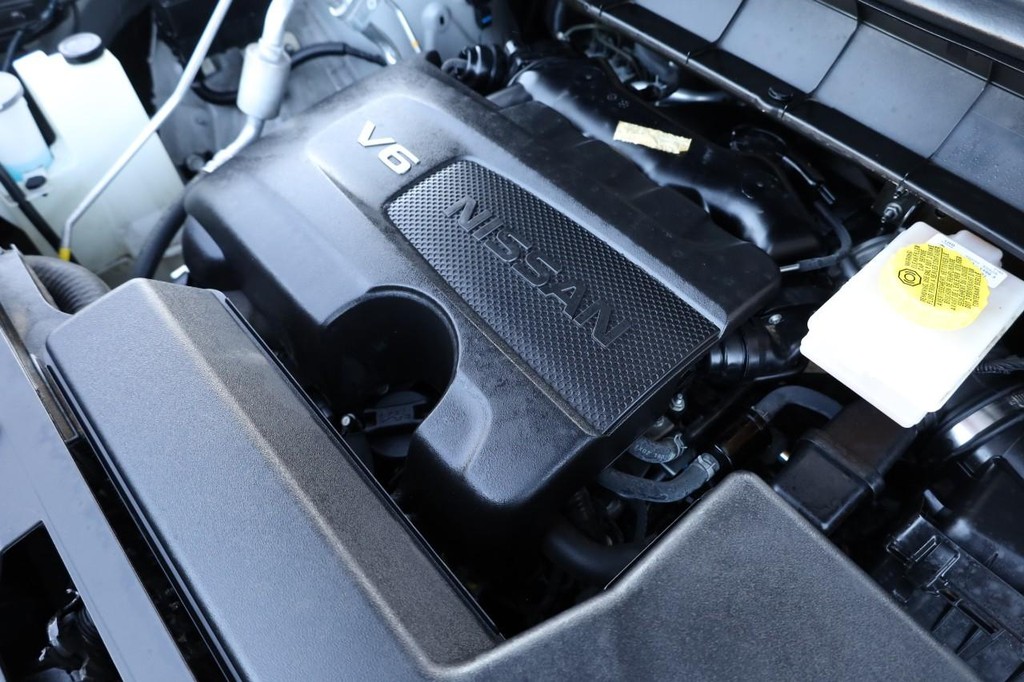 Nissan Pathfinder Vehicle Image 31