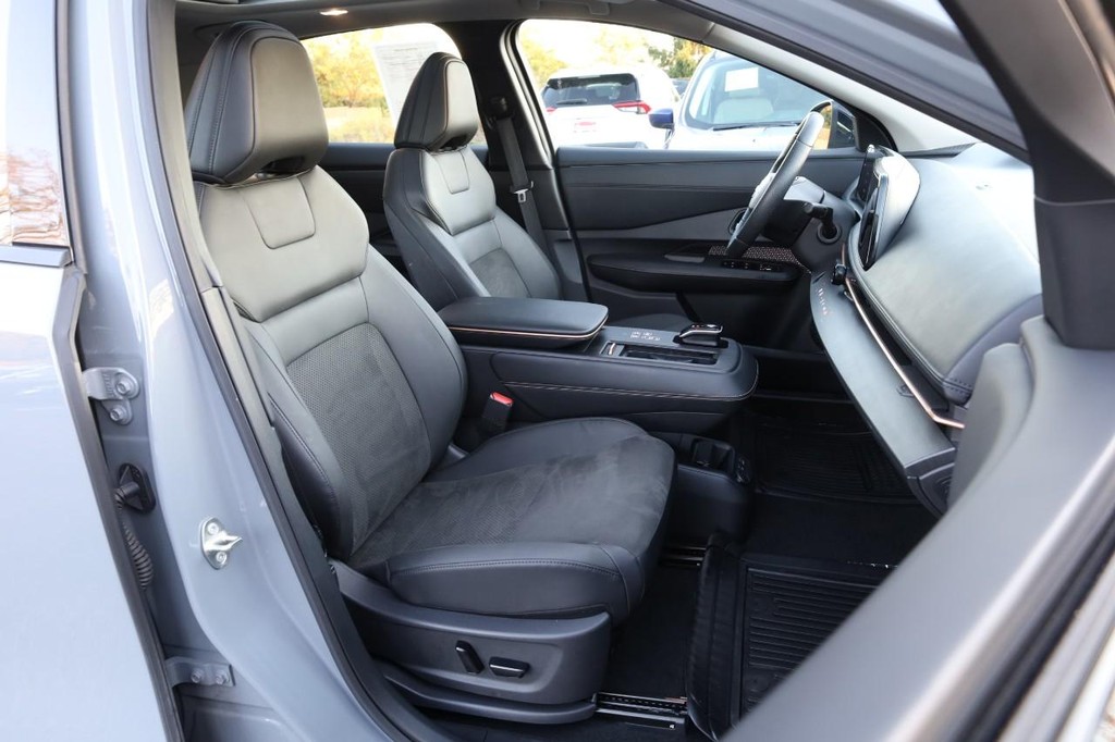 Nissan ARIYA Vehicle Image 28