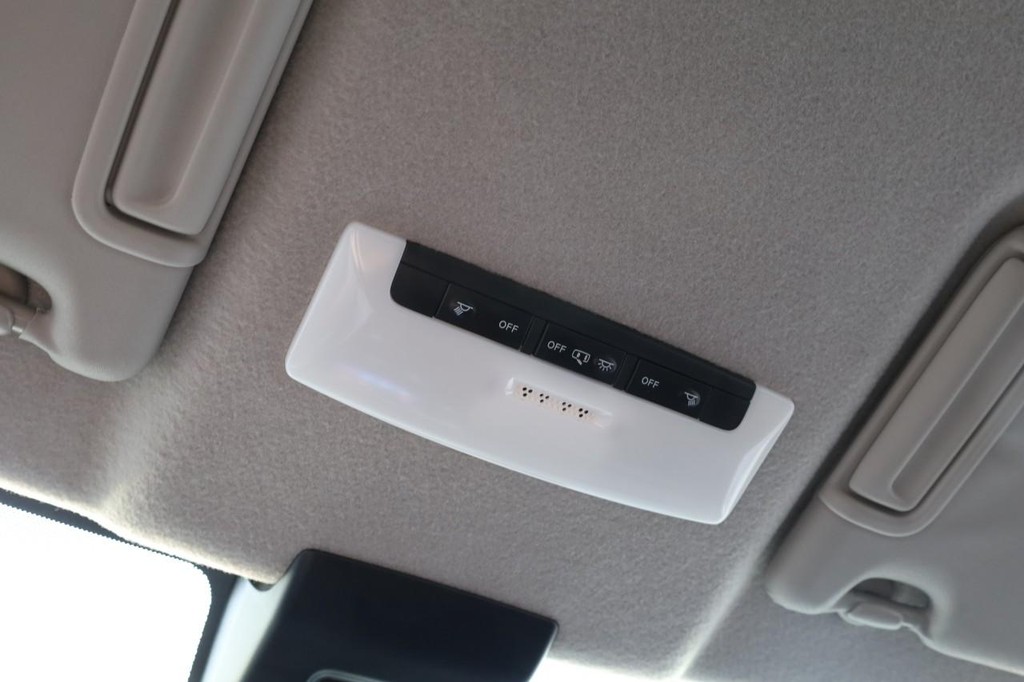 Nissan Kicks Play Vehicle Image 15