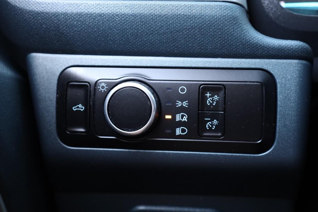 Ford Maverick Vehicle Image 20