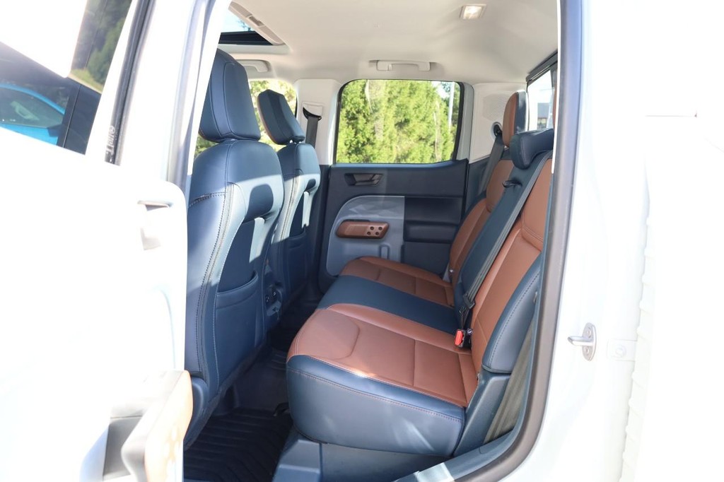 Ford Maverick Vehicle Image 22