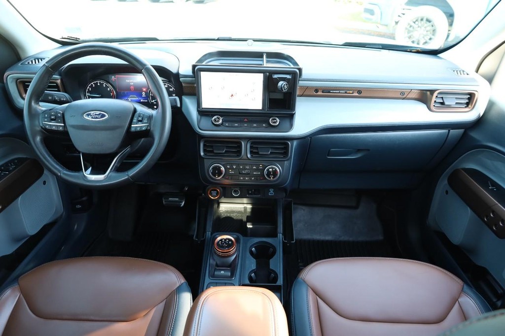 Ford Maverick Vehicle Image 24