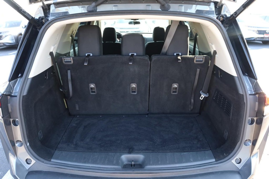 Nissan Pathfinder Vehicle Image 07