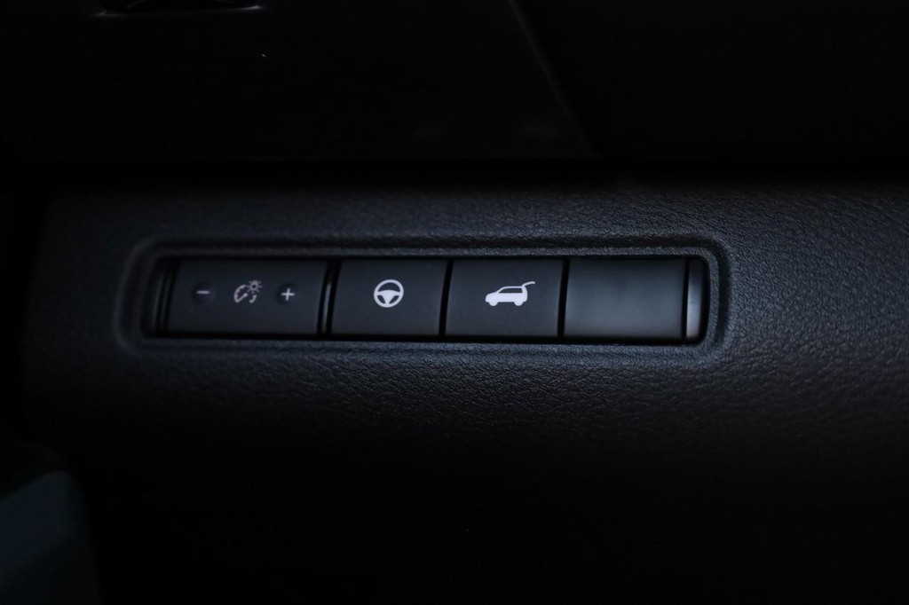 Nissan Pathfinder Vehicle Full-screen Gallery Image 23