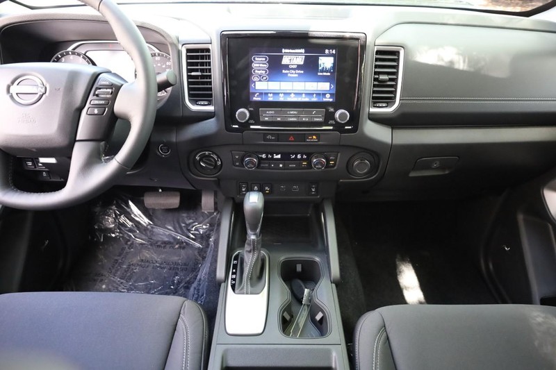 Nissan Frontier Vehicle Image 31