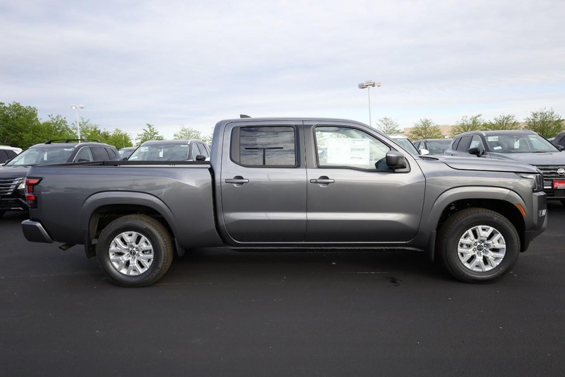 Nissan Frontier Vehicle Image 06