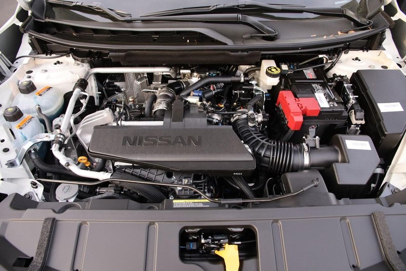 Nissan Rogue Vehicle Image 27