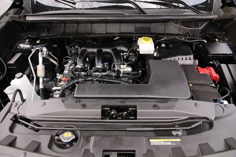 Nissan Pathfinder Vehicle Image 33