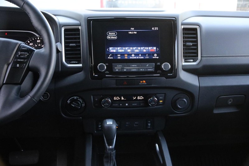 Nissan Frontier Vehicle Image 25