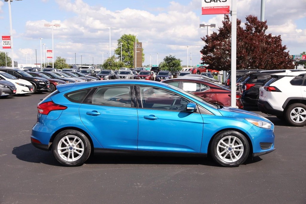 Ford Focus Vehicle Image 07