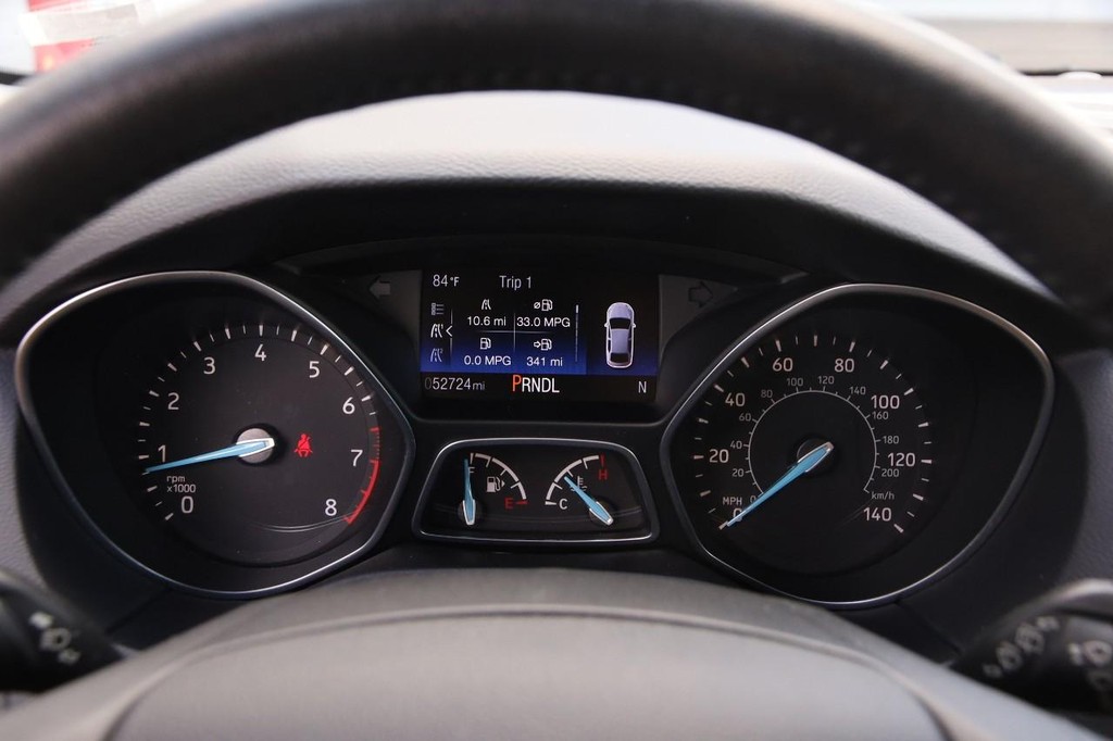 Ford Focus Vehicle Image 17